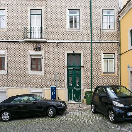 Lovelystay - Cozy 3Bdr Apartment In Estrela Lisbon Luaran gambar